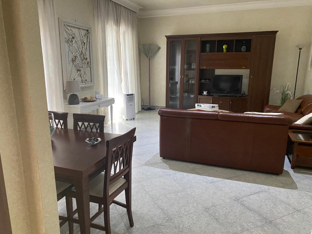 Allegrhouse: Intero Appartamento บรินดิซิ ภายนอก รูปภาพ